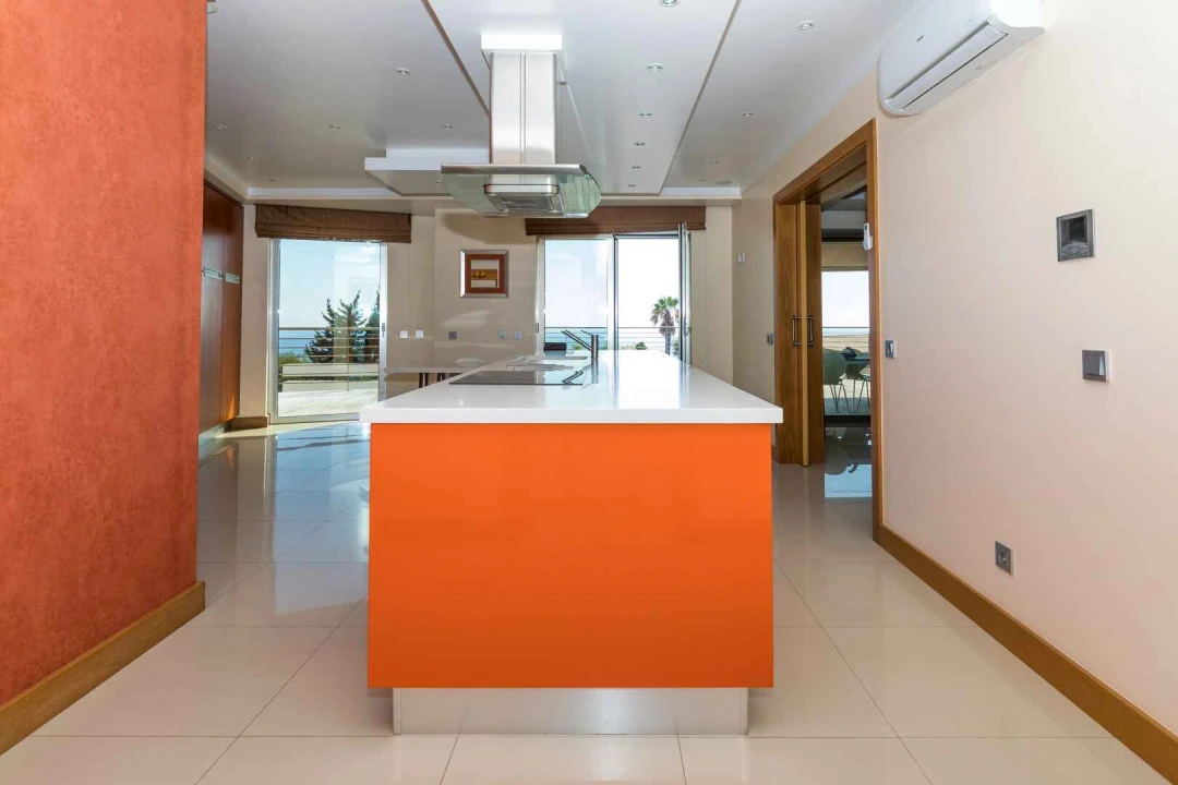 Moradia T4 para Venda em Albufeira e Olhos de Água Foto 18