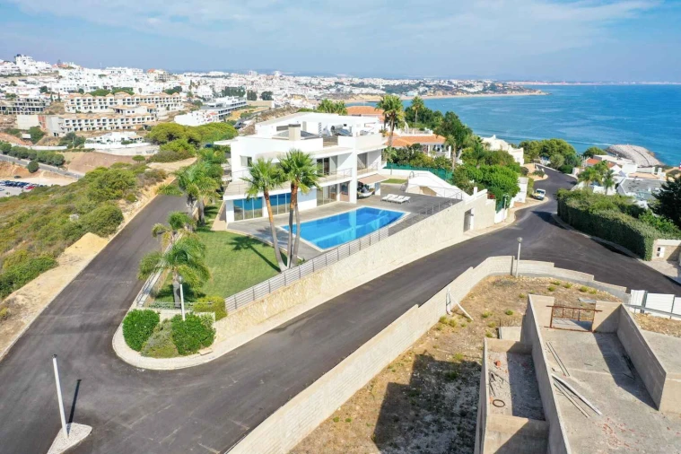 Moradia T4 para Venda em Albufeira e Olhos de Água Foto 41