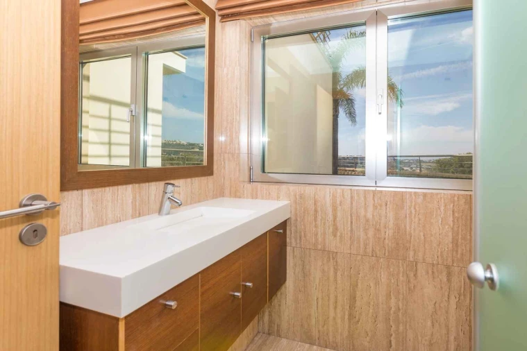 Moradia T4 para Venda em Albufeira e Olhos de Água Foto 32