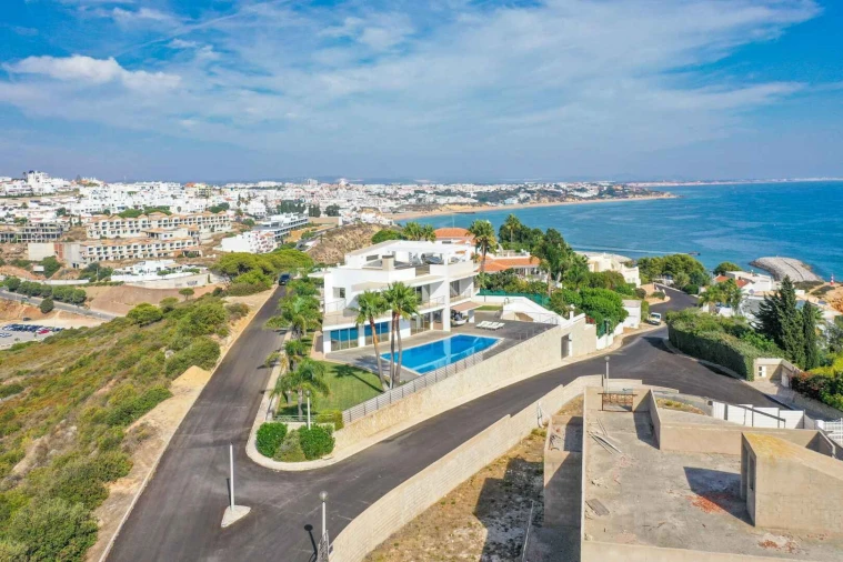 Moradia T4 para Venda em Albufeira e Olhos de Água Foto 40