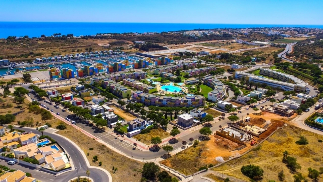 Apartamento T1 para Venda em Albufeira e Olhos de Água Foto 28
