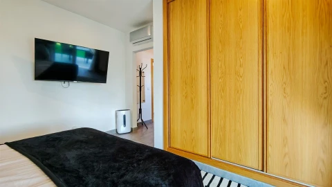 Moradia T4 para Venda em Albufeira e Olhos de Água