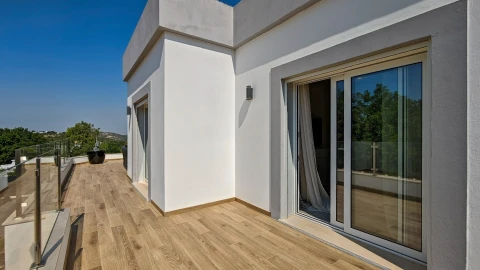 Moradia T4 para Venda em Albufeira e Olhos de Água