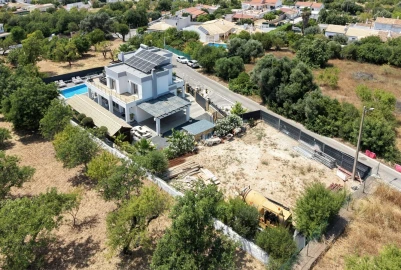 Moradia T4 para Venda em Albufeira e Olhos de Água