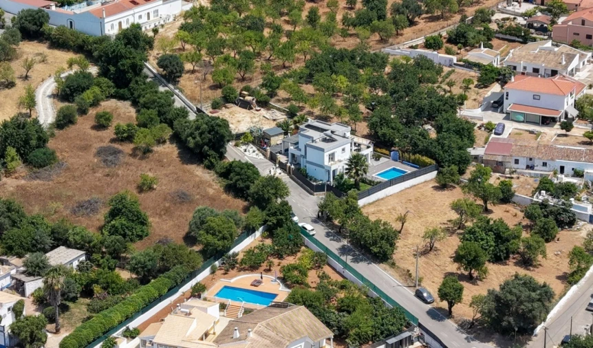 Moradia T4 para Venda em Albufeira e Olhos de Água Foto 74