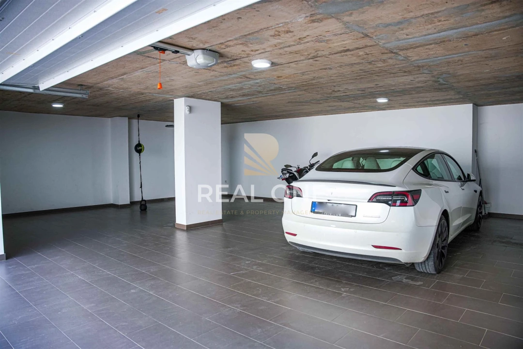Moradia T4 para Venda em Albufeira e Olhos de Água Foto 86