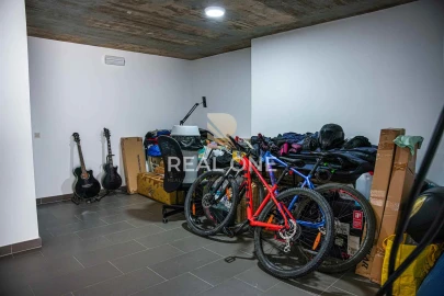 Moradia T4 para Venda em Albufeira e Olhos de Água