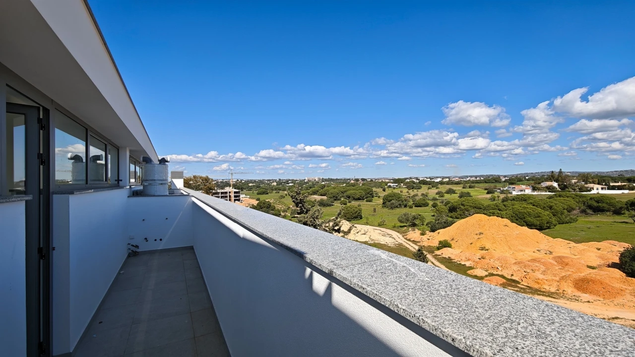 Apartamento T1 para Venda em Albufeira e Olhos de Água Foto 29