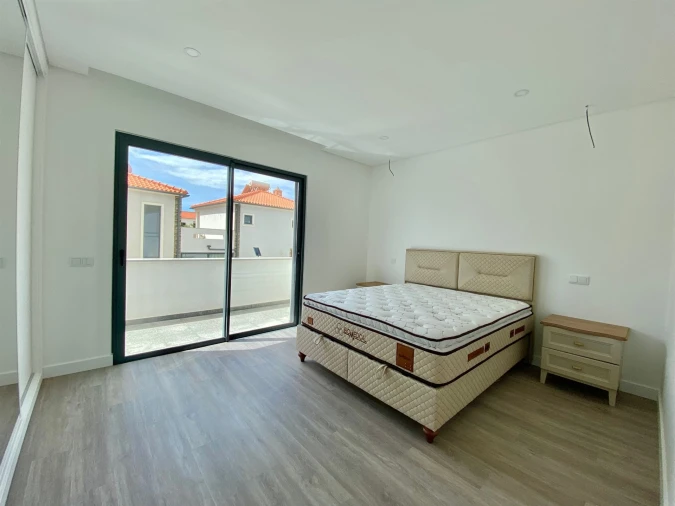 Moradia T3 para Venda em Albufeira e Olhos de Água Foto 14