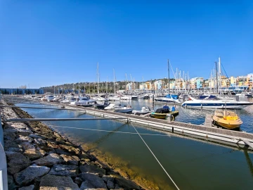 Moradia T4 para Venda em Albufeira e Olhos de Água
