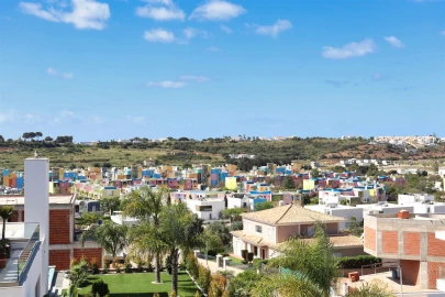 Moradia T4 para Venda em Albufeira e Olhos de Água