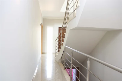 Moradia T4 para Venda em Albufeira e Olhos de Água