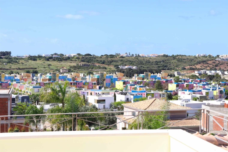 Moradia T4 para Venda em Albufeira e Olhos de Água Foto 52