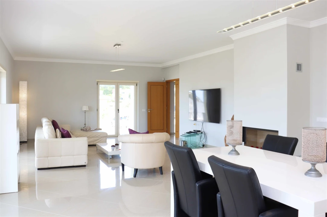 Moradia T4 para Venda em Albufeira e Olhos de Água Foto 35