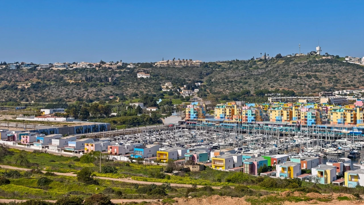 Moradia T4 para Venda em Albufeira e Olhos de Água Foto 75
