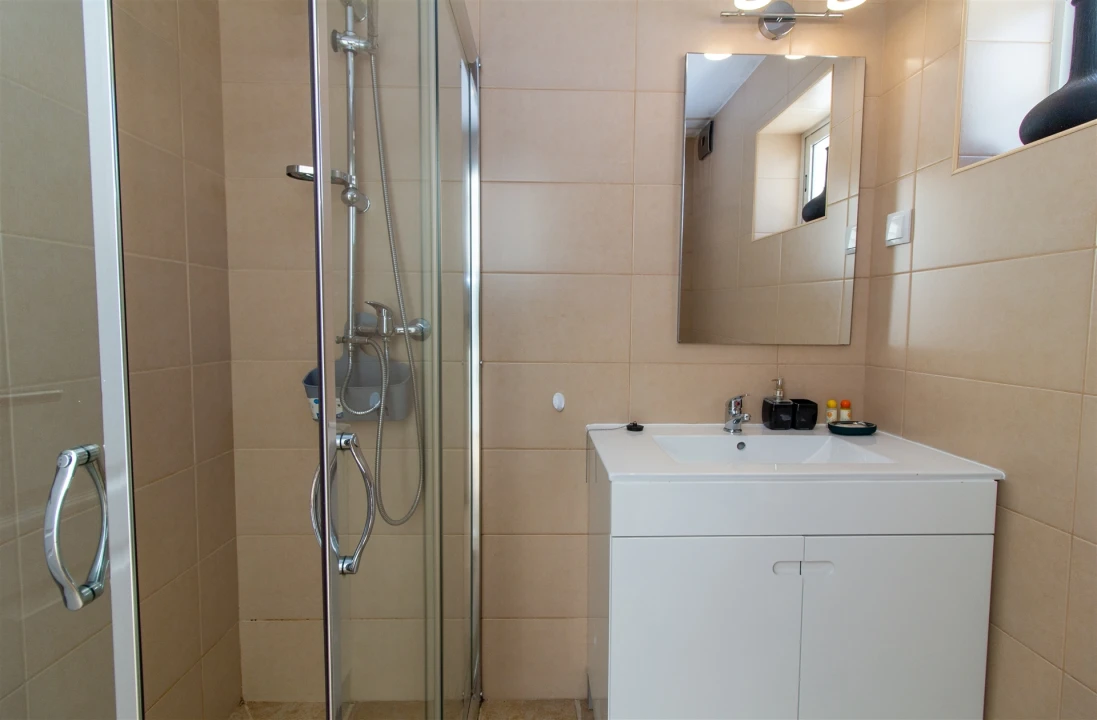 Moradia T2 para Venda em Albufeira e Olhos de Água Foto 25