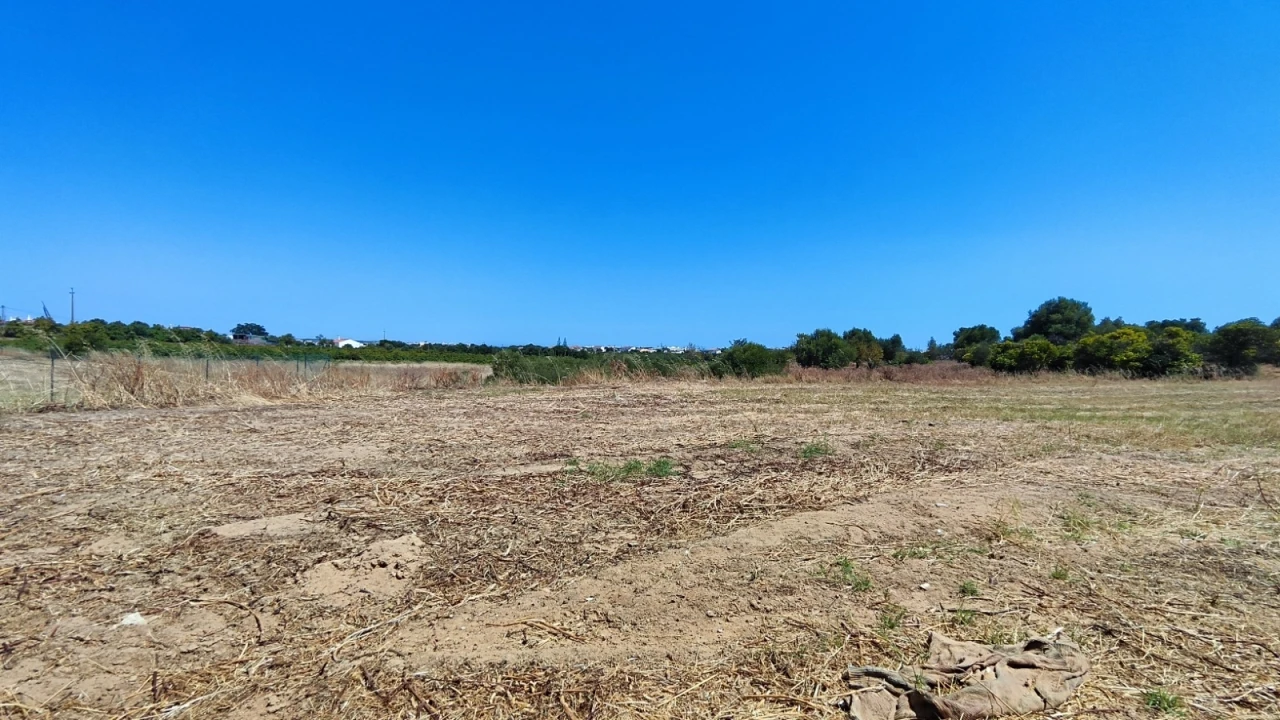 Terreno para Venda em Albufeira e Olhos de Água Foto 8