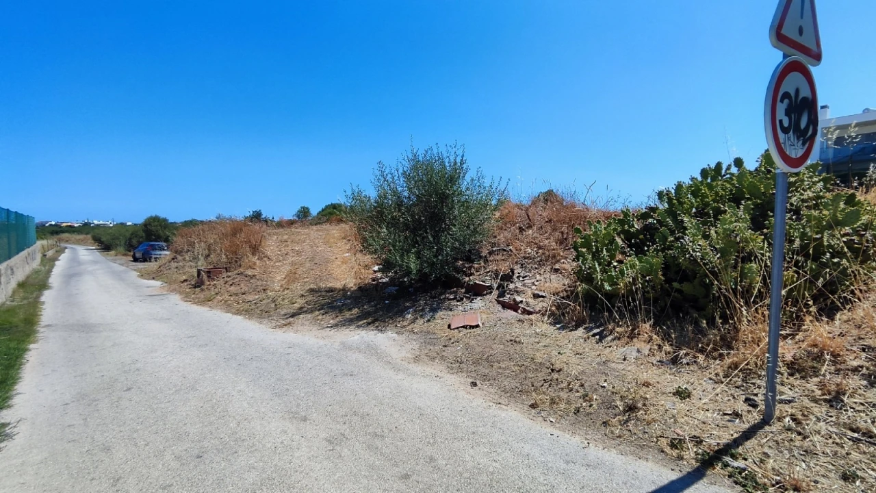 Terreno para Venda em Albufeira e Olhos de Água Foto 6