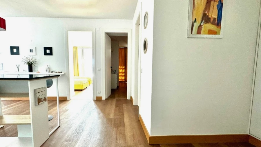 Apartamento T2 para Venda em Quarteira Foto 7