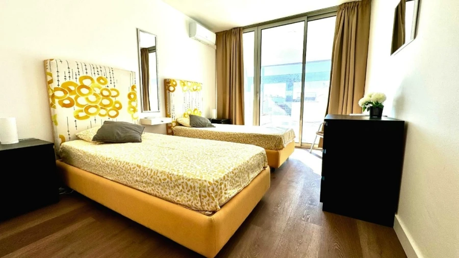 Apartamento T2 para Venda em Quarteira Foto 25