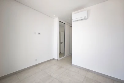 Moradia T4 para Venda em Albufeira e Olhos de Água