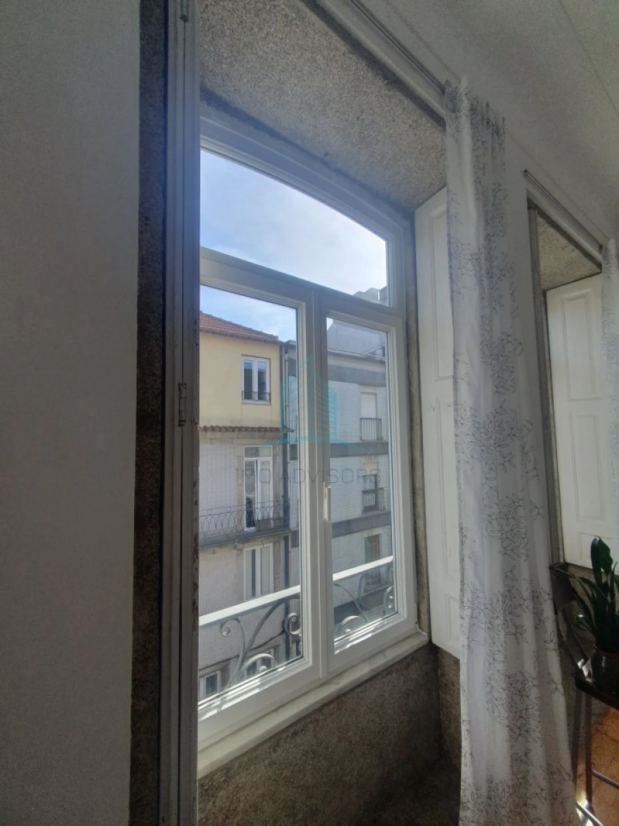 Apartamento T3 para Venda em Cedofeita, Santo Ildefonso, Sé, Miragaia, São Nicolau e Vitória Foto 4