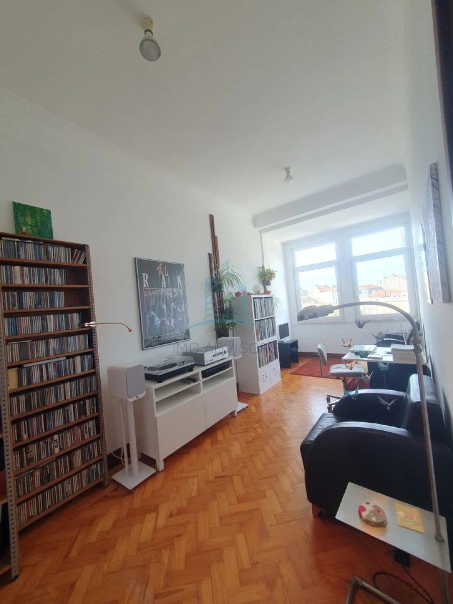 Apartamento T3 para Venda em Cedofeita, Santo Ildefonso, Sé, Miragaia, São Nicolau e Vitória Foto 25
