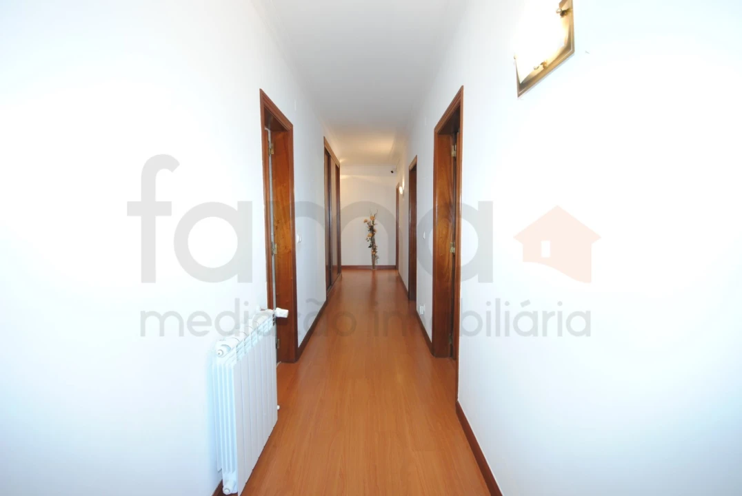 Moradia T4 para Venda em Santa Maria e São Miguel, São Martinho, São Pedro Penaferrim Foto 62