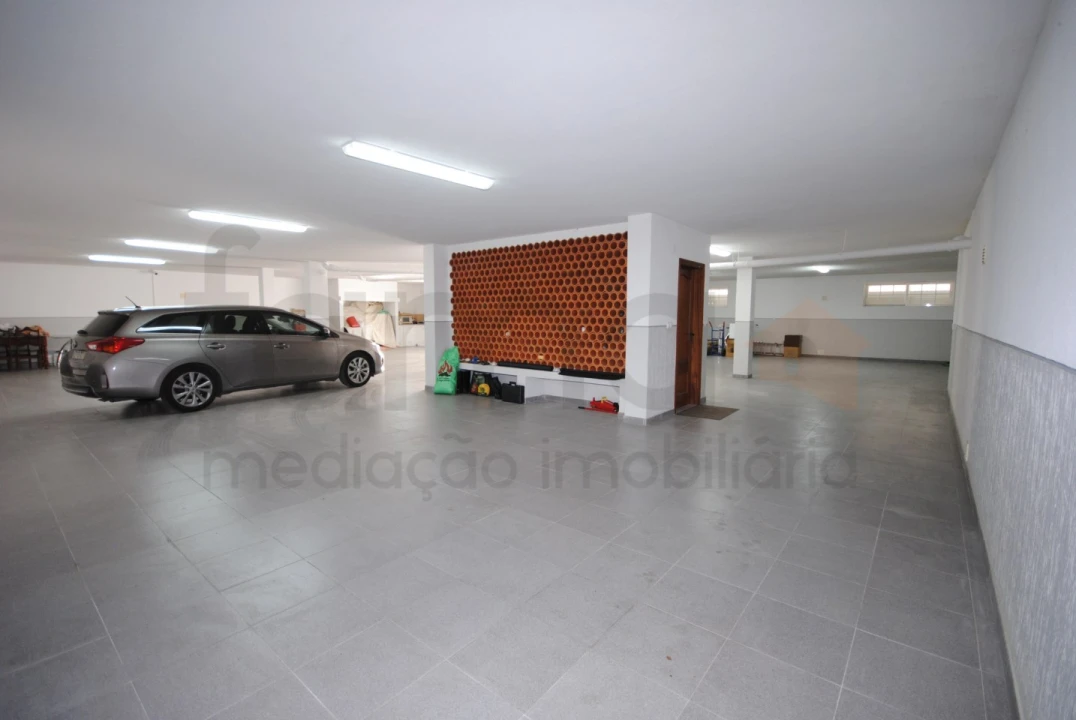 Moradia T4 para Venda em Santa Maria e São Miguel, São Martinho, São Pedro Penaferrim Foto 81