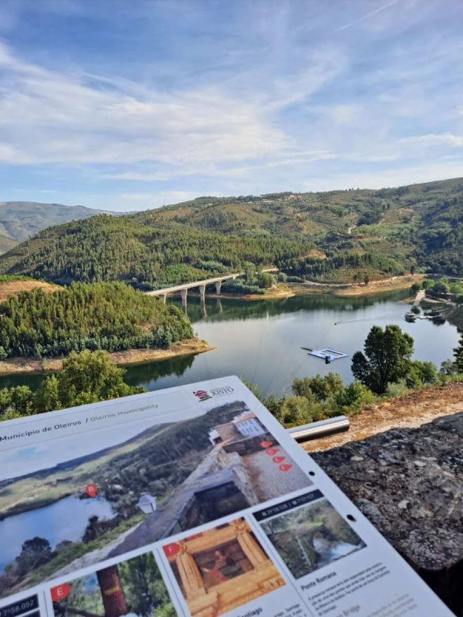 Moradia T3 para Venda em Alvaro Foto 22