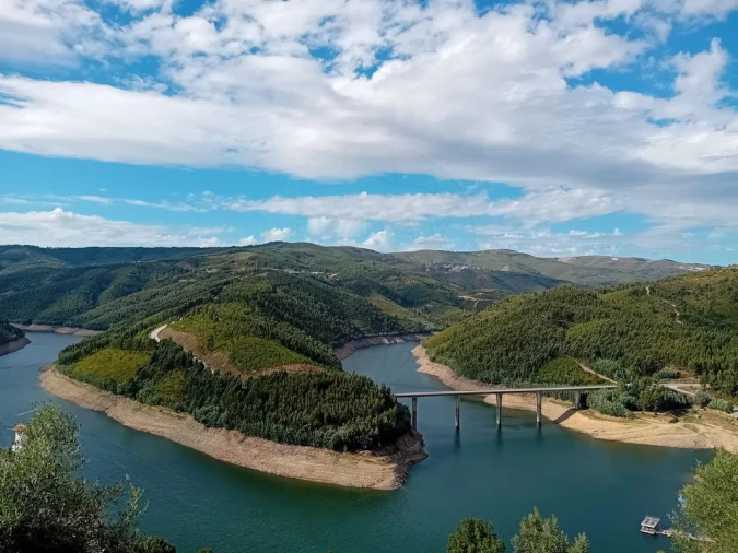 Moradia T3 para Venda em Alvaro Foto 26