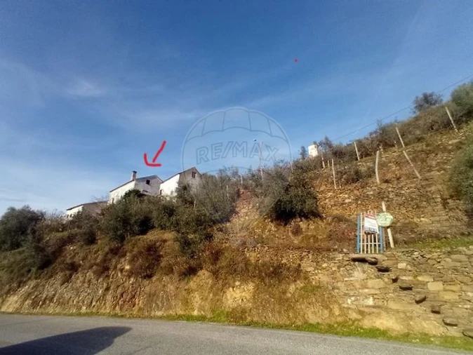 Moradia T3 para Venda em Alvaro Foto 6