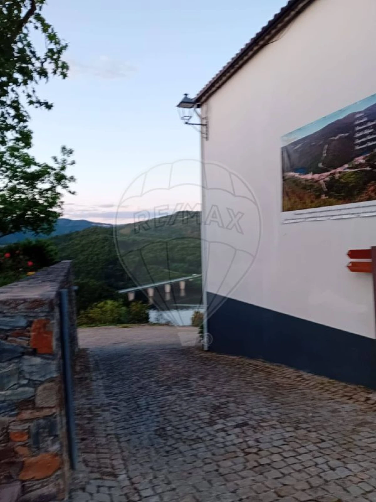 Moradia T3 para Venda em Alvaro Foto 24