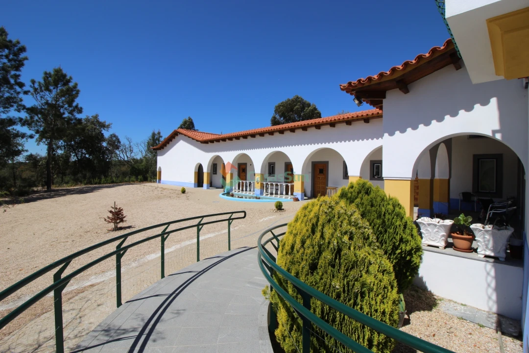 Quinta T14 para Venda em Raposa Foto 25