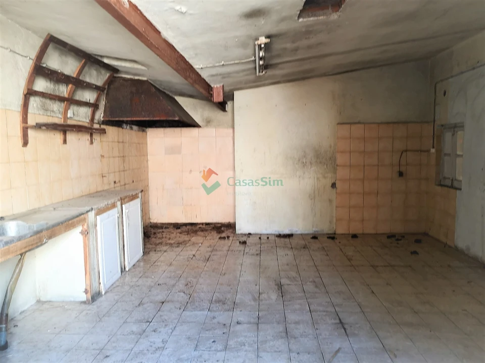 Armazém para Venda em Alcanena e Vila Moreira Foto 4