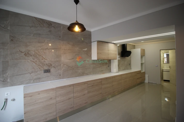 Apartamento T0 para Venda em Alcanena e Vila Moreira