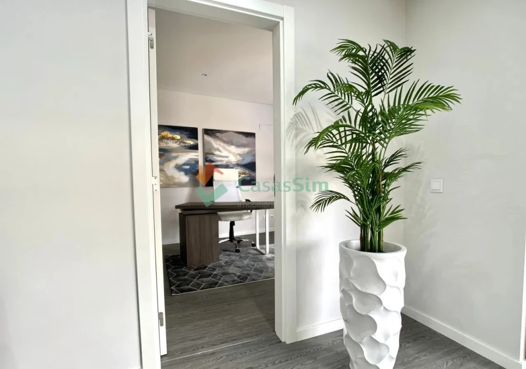 Apartamento T2 para Venda em Quelfes Foto 29