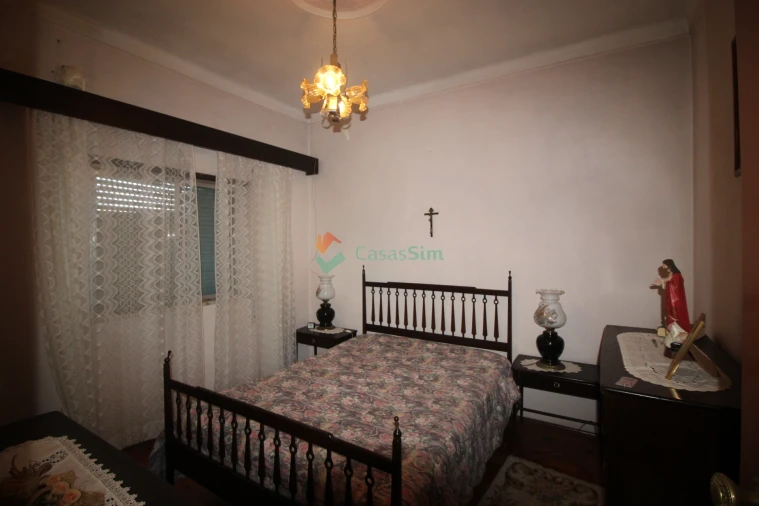 Moradia T3 para Venda em Meia Via Foto 7