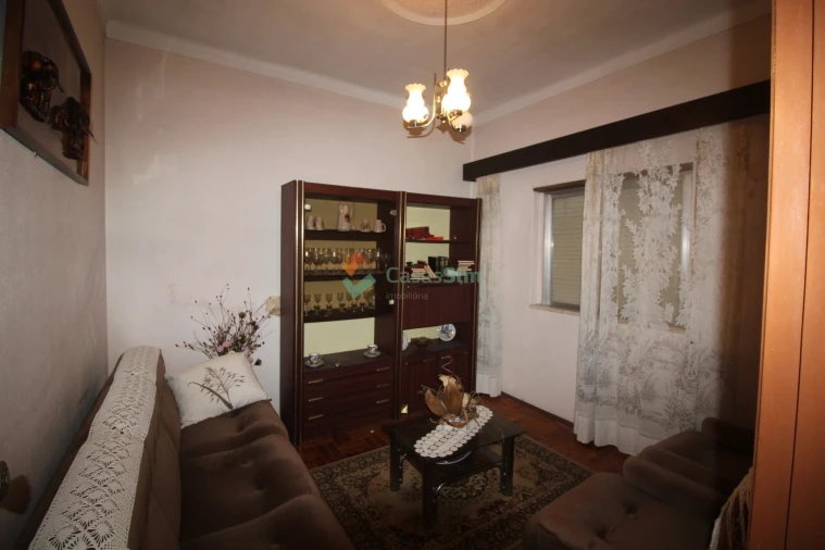 Moradia T3 para Venda em Meia Via Foto 8