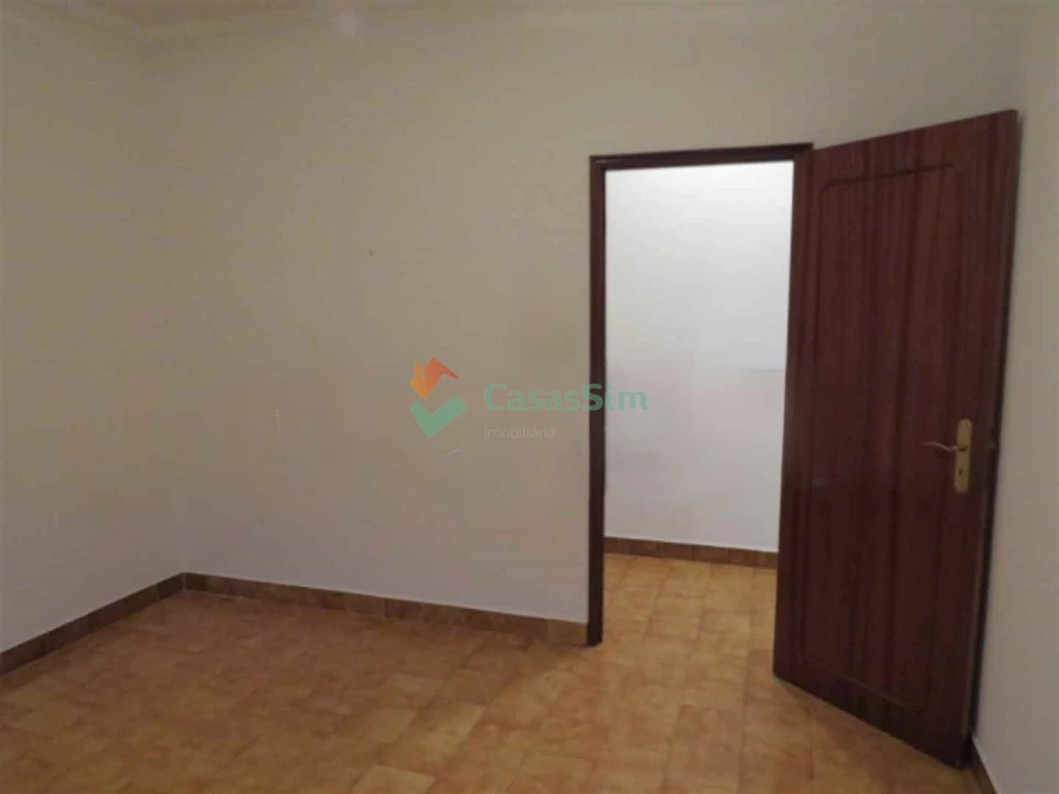 Apartamento T0 para Venda em Ferreira do Alentejo e Canhestros Foto 14