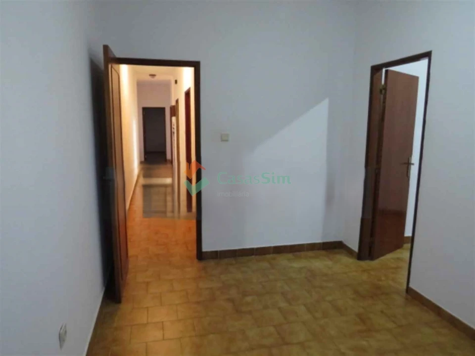 Apartamento T0 para Venda em Ferreira do Alentejo e Canhestros Foto 6