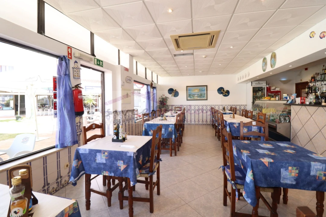 Negócio para Venda em Albufeira e Olhos de Água Foto 3