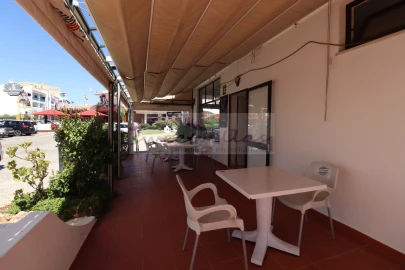 Negócio para Venda em Albufeira e Olhos de Água
