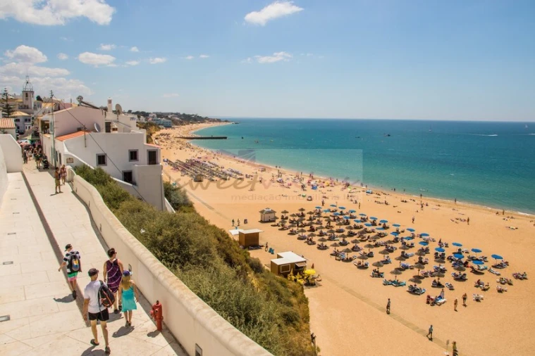 Negócio para Venda em Albufeira e Olhos de Água Foto 11