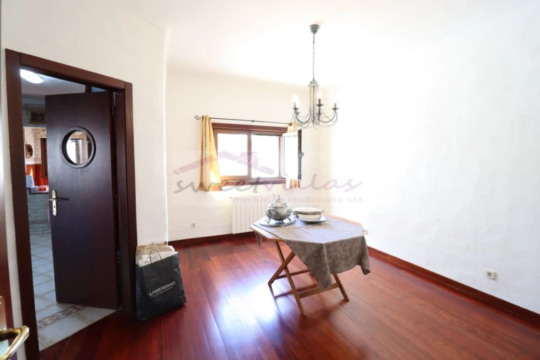 Moradia T4 para Venda em Guia Foto 14