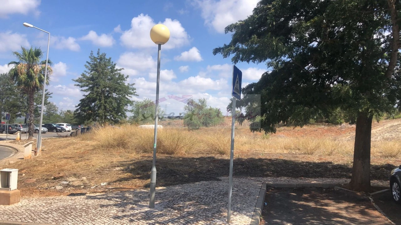 Terreno para Venda em Algoz e Tunes Foto 9