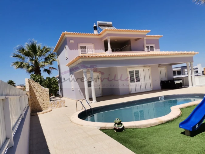 Moradia T4 para Venda em Albufeira e Olhos de Água Foto 42