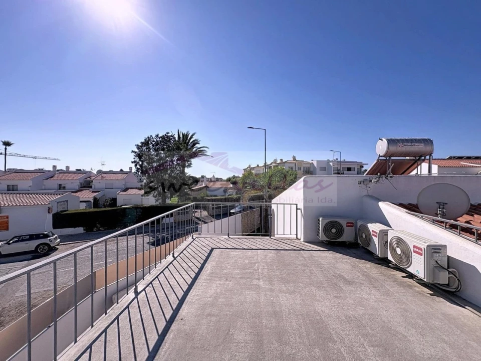Moradia T2 para Venda em Albufeira e Olhos de Água Foto 29