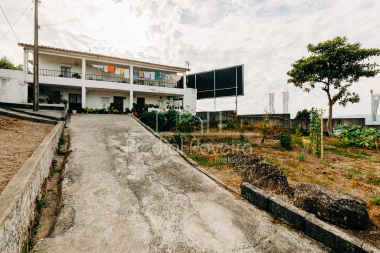 Moradia T7 para Venda em Gamil e Midões Foto 3