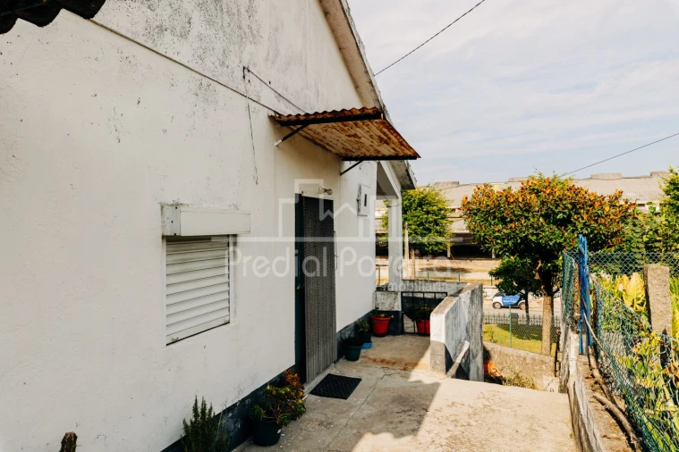 Moradia T7 para Venda em Gamil e Midões Foto 8